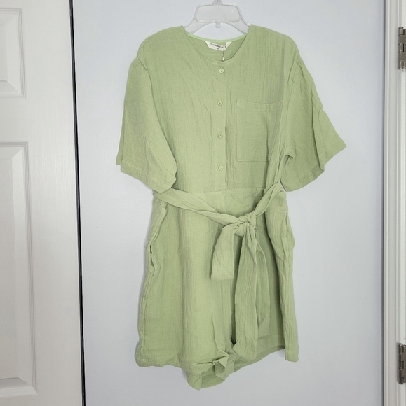 SOLD - NWT Commense Green Cotton Relaxed Fit Tied Waist Short-Sleeve Romper - Picture 3 of 7